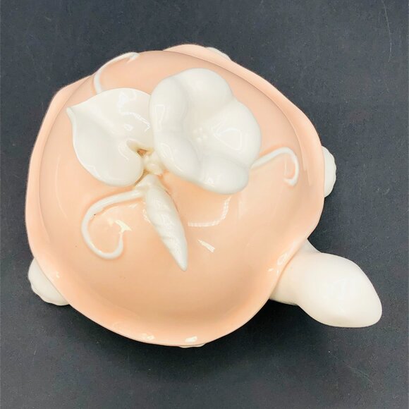 1982 Fitz & Floyd Blush Pink Turtle Trinket Box, Vintage Porcelain Jewelry Dish - Picture 2 of 11